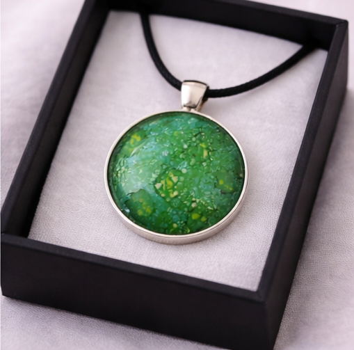 Emerald Dreams Pendant - Hope • Grow • Shine