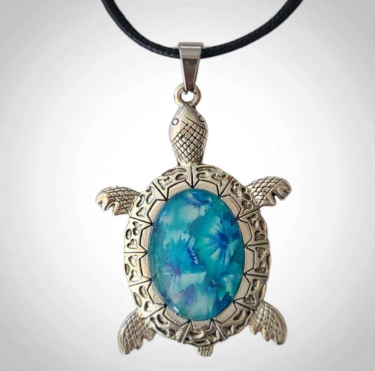 Sea Turtle Pendant – For Resilience, Strength & Perseverance ⭐⭐⭐⭐⭐ (1 review)