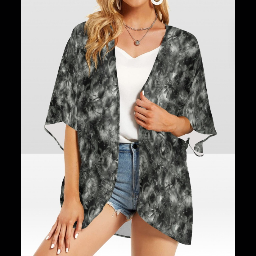 Midnight Short Kimono | Women’s Lightweight Boho Fashion